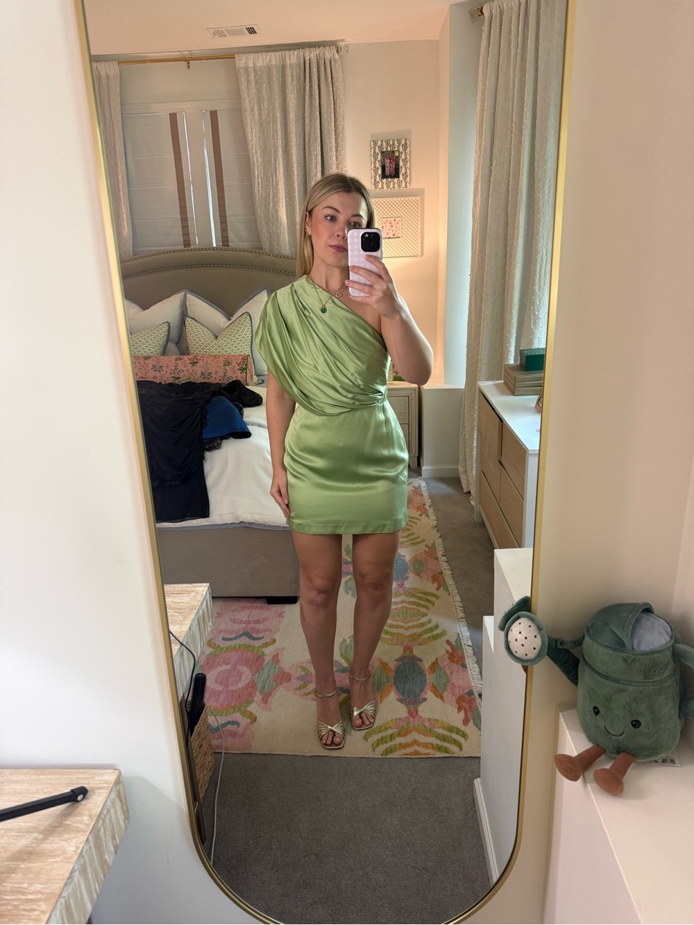 One-Shoulder Light Green Satin Cocktail Dress